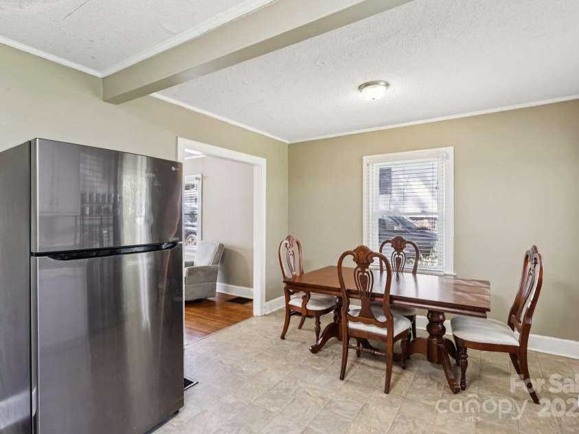 626 4th Avenue, Gastonia, NC 28054.  MLS# CAR4304726, YatesRealty ID 3699. 