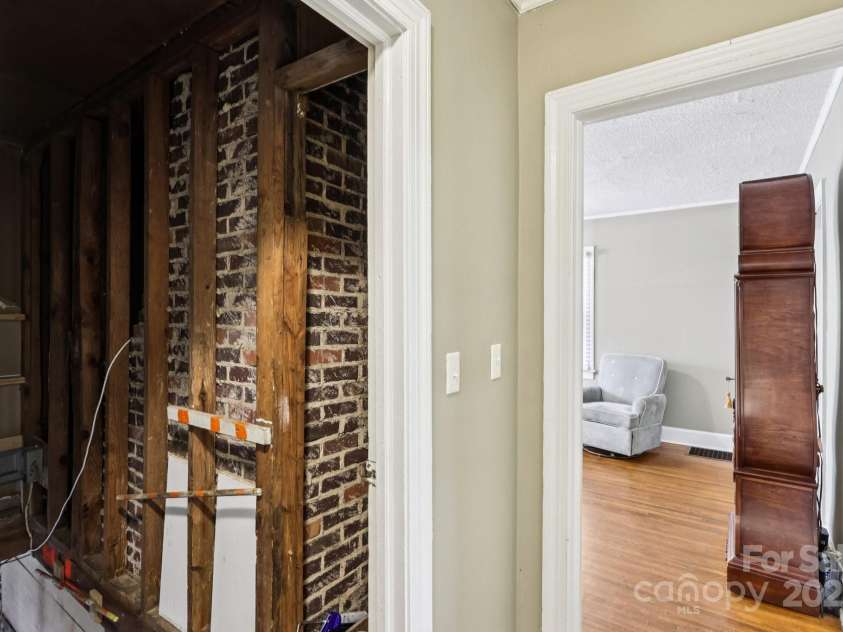 626 4th Avenue, Gastonia, NC 28054.  MLS# CAR4304726, YatesRealty ID 3699. 