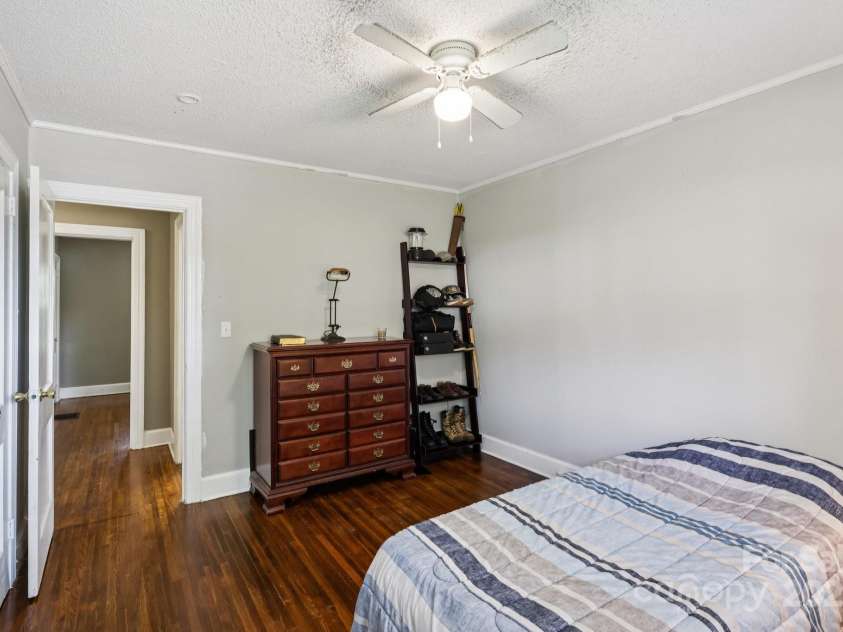 626 4th Avenue, Gastonia, NC 28054.  MLS# CAR4304726, YatesRealty ID 3699. 