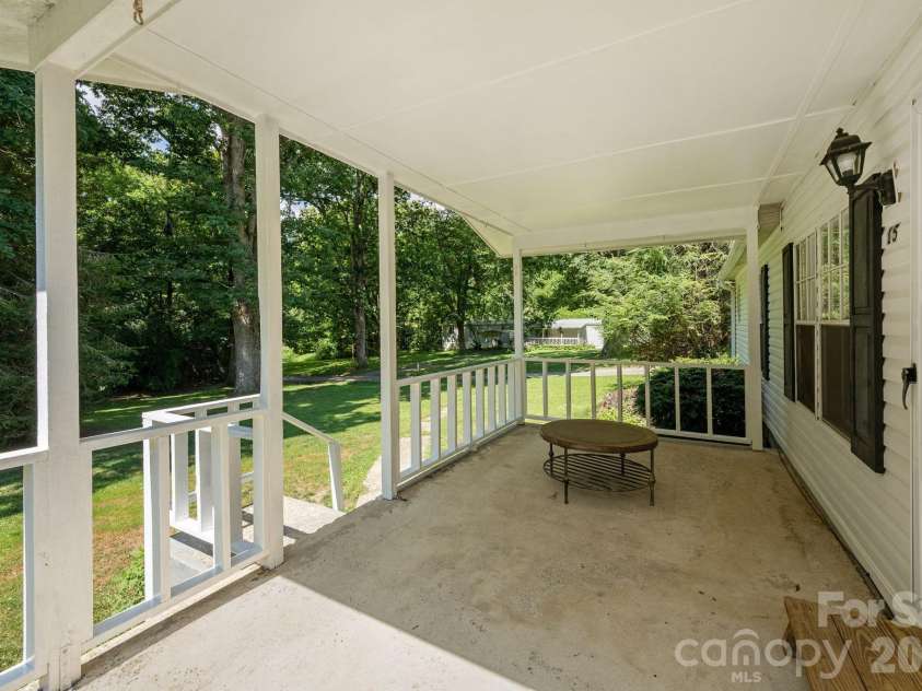 15 Grey Rock Valley, Black Mountain, NC 28711.  MLS# CAR4400913, YatesRealty ID 36991. 