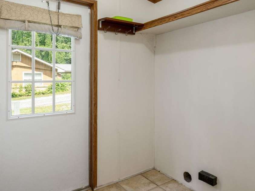15 Grey Rock Valley, Black Mountain, NC 28711.  MLS# CAR4400913, YatesRealty ID 36991. 
