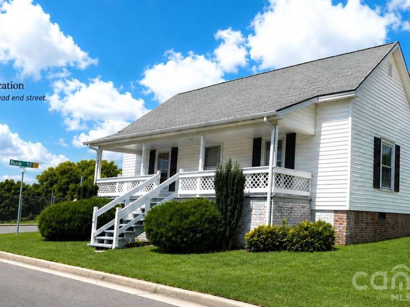 304 Bleachery Court, Concord, NC 28025.  MLS# CAR4386900, YatesRealty ID 36992. 