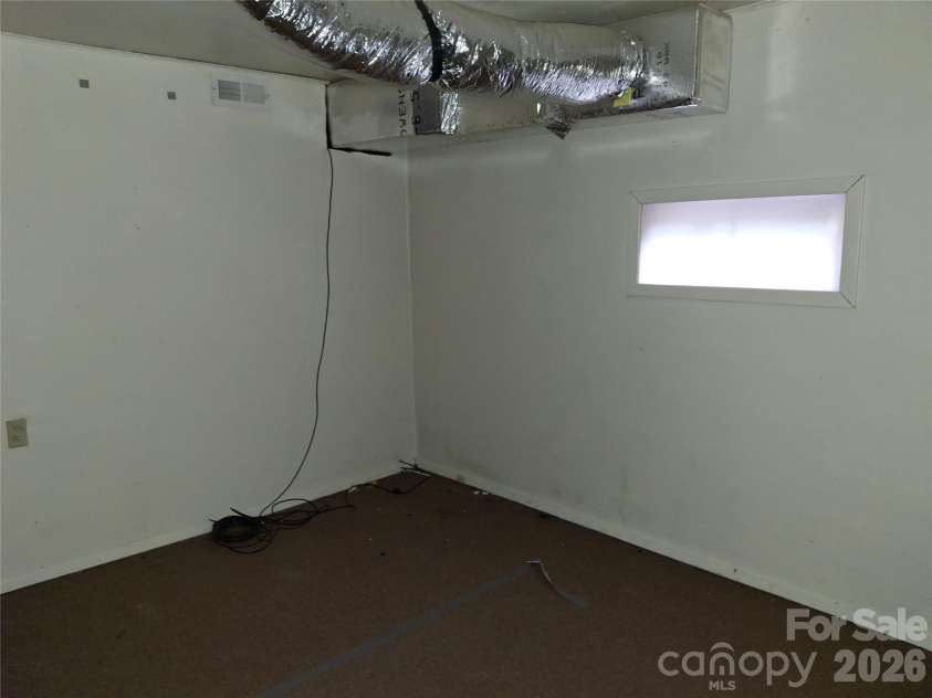 232 Tilson Drive, Mars Hill, NC 28754.  MLS# CAR4403424, YatesRealty ID 36994. Basement