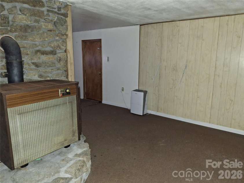 232 Tilson Drive, Mars Hill, NC 28754.  MLS# CAR4403424, YatesRealty ID 36994. Basement