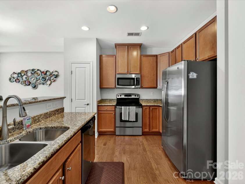 9333 Alice Mcginn Drive, Charlotte, NC 28277.  MLS# CAR4403630, YatesRealty ID 36995. 