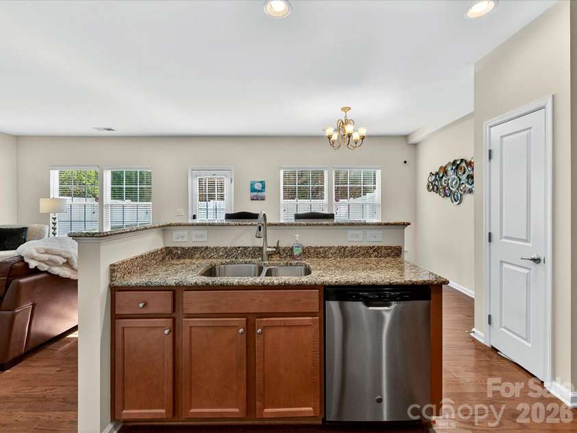 9333 Alice Mcginn Drive, Charlotte, NC 28277.  MLS# CAR4403630, YatesRealty ID 36995. 