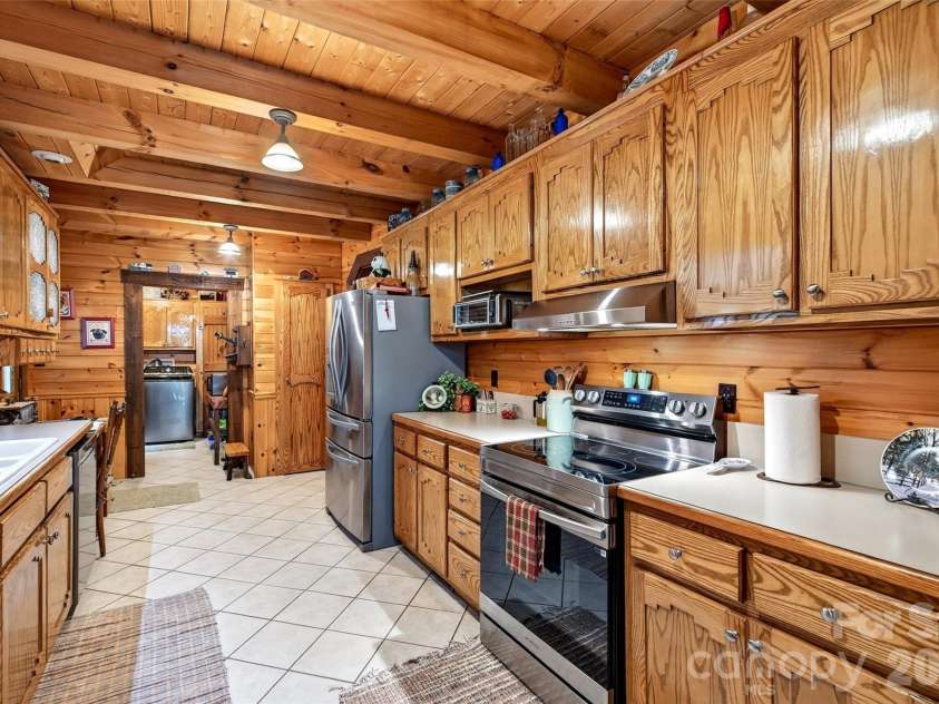 664 Paxton Creek Road, Marion, NC 28752.  MLS# CAR4396742, YatesRealty ID 36996. 