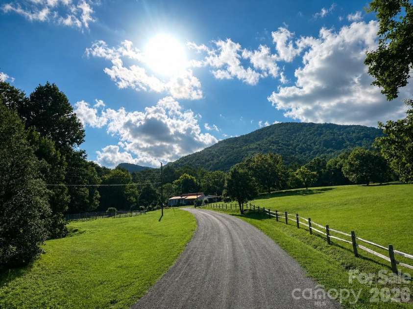 664 Paxton Creek Road, Marion, NC 28752.  MLS# CAR4396742, YatesRealty ID 36996. 
