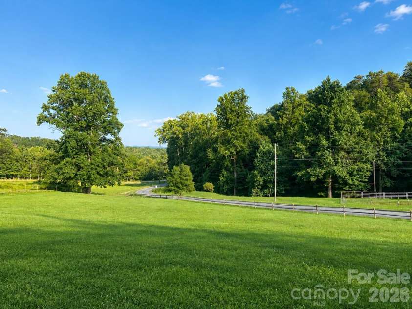 664 Paxton Creek Road, Marion, NC 28752.  MLS# CAR4396742, YatesRealty ID 36996. 