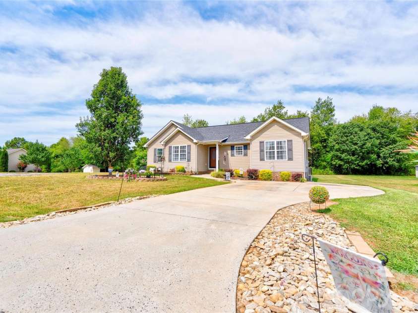 201 Black Rock School Road, Cherryville, NC 28021.  MLS# CAR4403118, YatesRealty ID 36998. 
