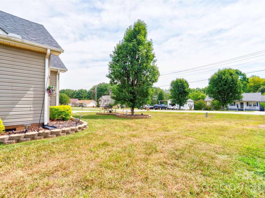 201 Black Rock School Road, Cherryville, NC 28021.  MLS# CAR4403118, YatesRealty ID 36998. 