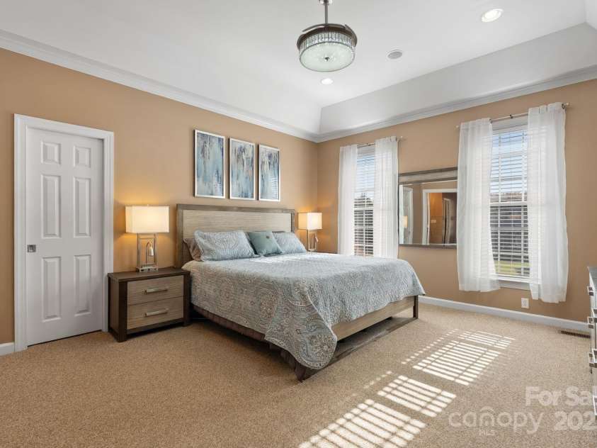 137 Clearcreek Drive, Boiling Springs, SC 29316.  MLS# CAR4322512, YatesRealty ID 3700. 