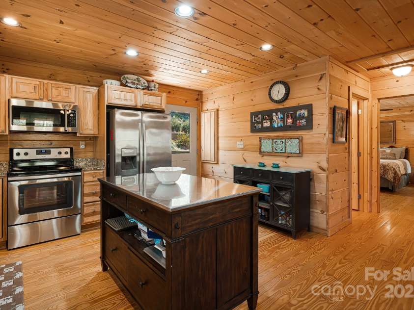 3695 Hwy 9 Highway, Mill Spring, NC 28756.  MLS# CAR4235096, YatesRealty ID 3700. Kitchen