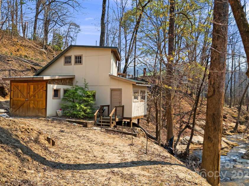 3695 Hwy 9 Highway, Mill Spring, NC 28756.  MLS# CAR4235096, YatesRealty ID 3700. Workshop