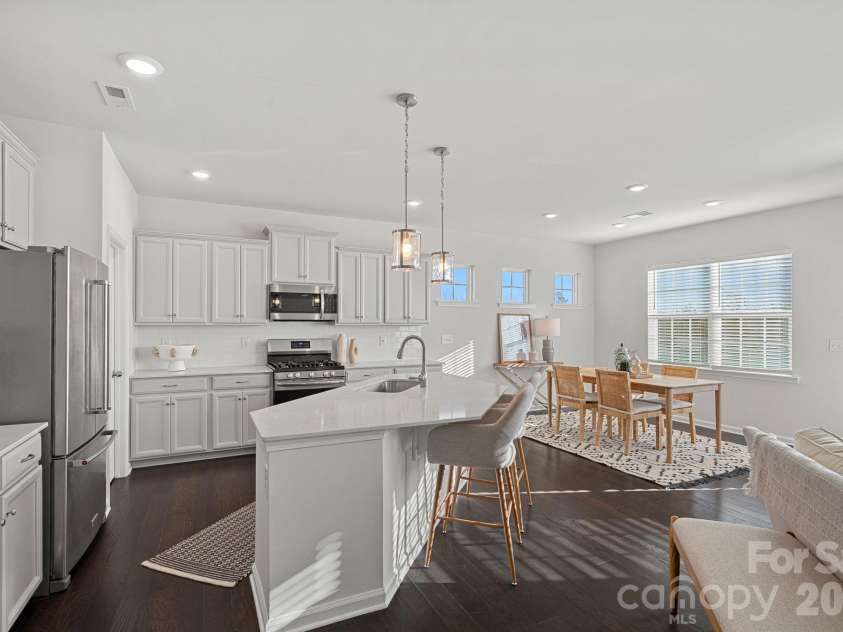 17519 Snug Harbor Road, Charlotte, NC 28278.  MLS# CAR4344253, YatesRealty ID 37003. 