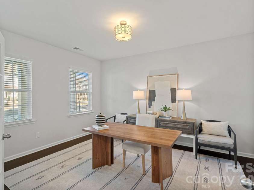 17519 Snug Harbor Road, Charlotte, NC 28278.  MLS# CAR4344253, YatesRealty ID 37003. Main level office