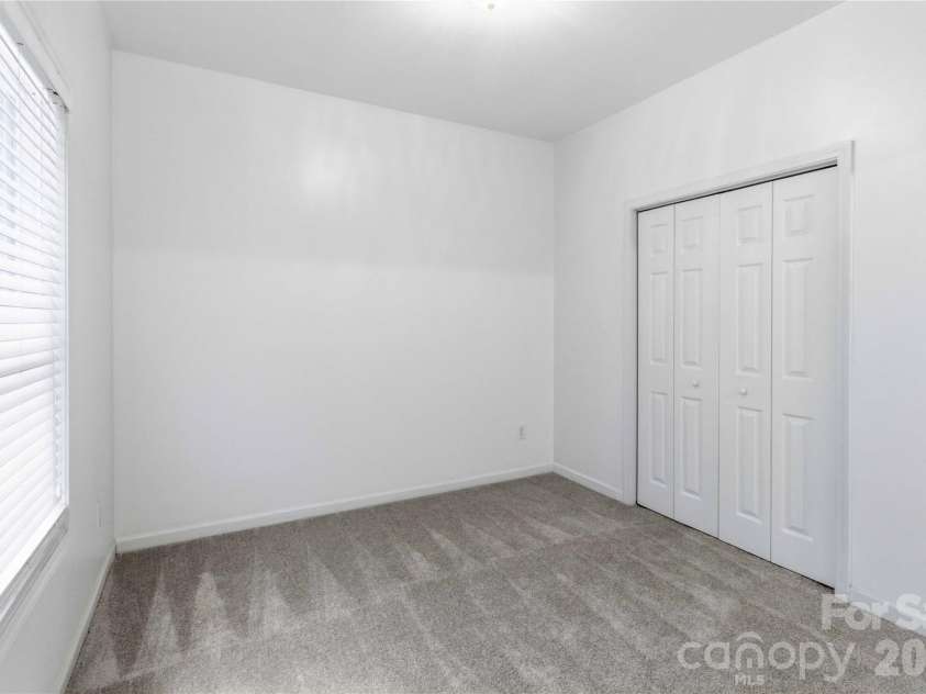 1603 Hunters Place Road, York, SC 29745.  MLS# CAR4392747, YatesRealty ID 37004. 