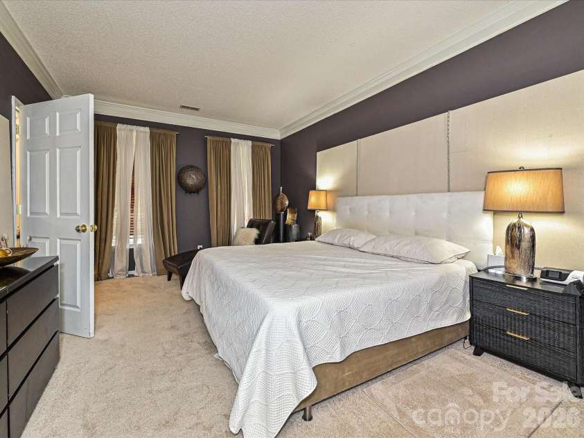 6719 Reedy Creek Road, Charlotte, NC 28215.  MLS# CAR4395097, YatesRealty ID 37005. Primary Main