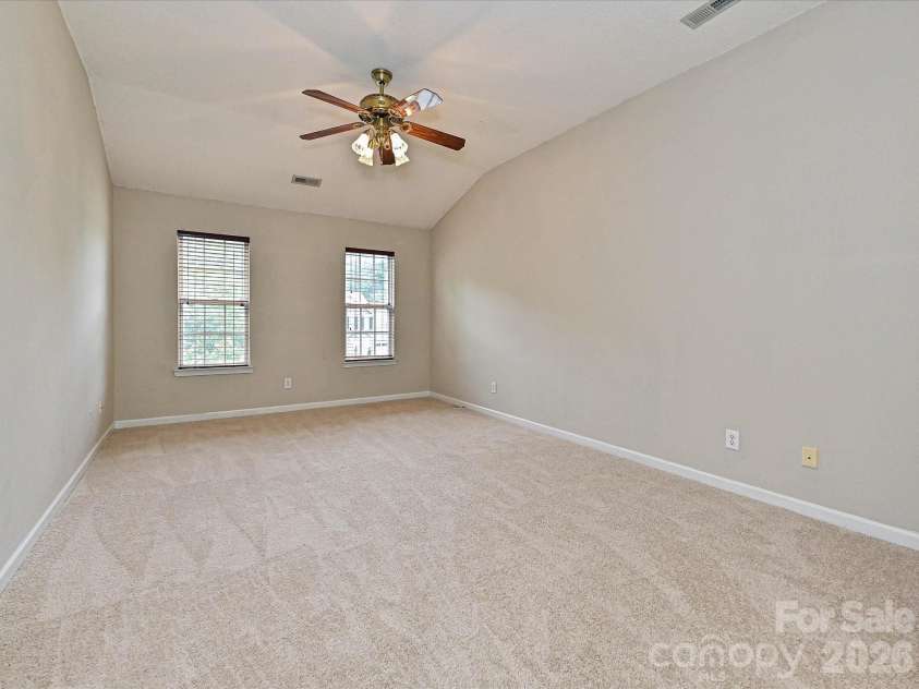 6719 Reedy Creek Road, Charlotte, NC 28215.  MLS# CAR4395097, YatesRealty ID 37005. Primary Upper