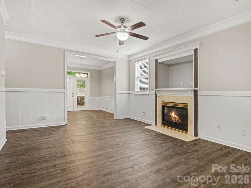 7524 Grabill Drive, Charlotte, NC 28269.  MLS# CAR4391339, YatesRealty ID 37007. 