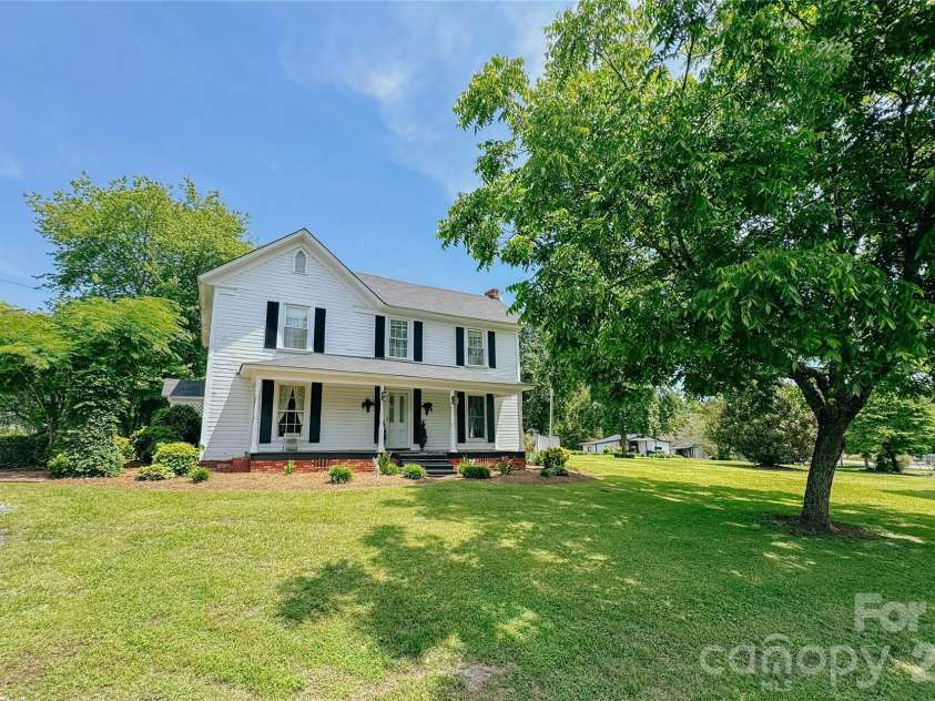 401 Gold Branch Road, Richfield, NC 28137.  MLS# CAR4389226, YatesRealty ID 37010. 
