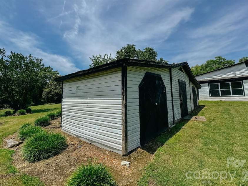 401 Gold Branch Road, Richfield, NC 28137.  MLS# CAR4389226, YatesRealty ID 37010. 