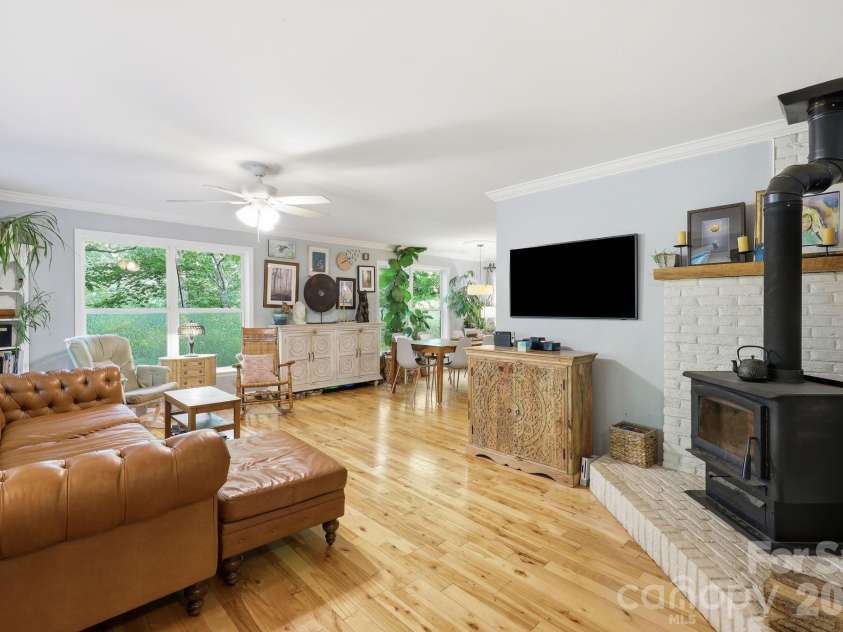 2 Coneflower Court, Black Mountain, NC 28711.  MLS# CAR4400638, YatesRealty ID 37014. 