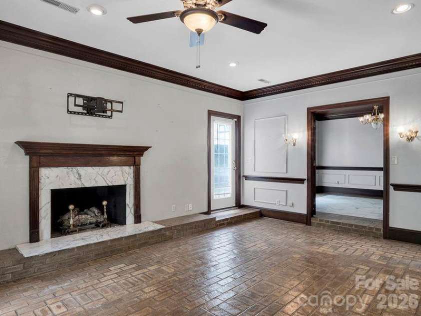 9124 Providence Road, Waxhaw, NC 28173.  MLS# CAR4402587, YatesRealty ID 37015. 