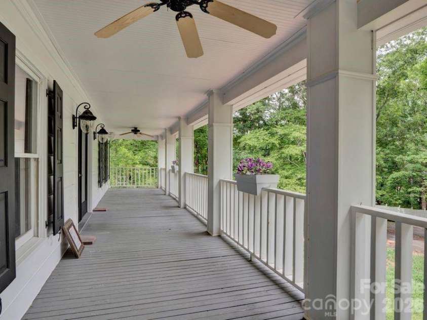 9124 Providence Road, Waxhaw, NC 28173.  MLS# CAR4402587, YatesRealty ID 37015. 