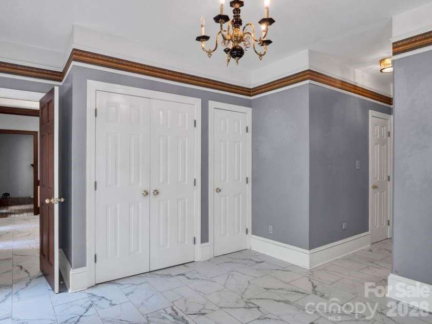 9124 Providence Road, Waxhaw, NC 28173.  MLS# CAR4402587, YatesRealty ID 37015. 