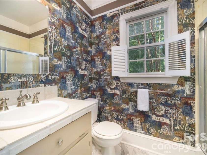 9124 Providence Road, Waxhaw, NC 28173.  MLS# CAR4402587, YatesRealty ID 37015. 