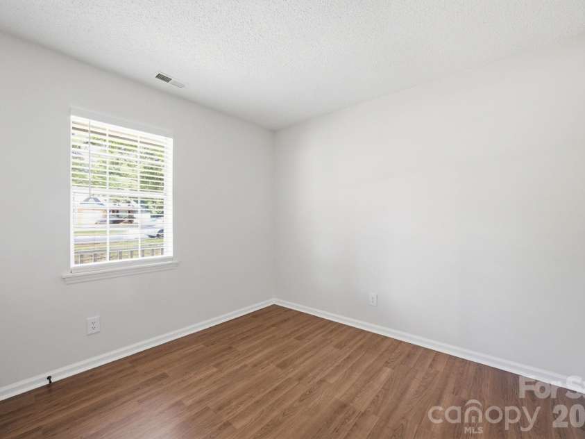 8313 Houndstooth Drive, Charlotte, NC 28227.  MLS# CAR4401386, YatesRealty ID 37018. Bedroom