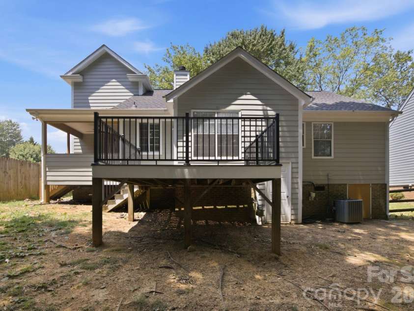 8313 Houndstooth Drive, Charlotte, NC 28227.  MLS# CAR4401386, YatesRealty ID 37018. Exterior/ Deck View