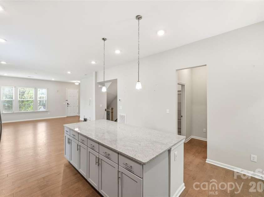 9524 Ainslie Downs Street, Charlotte, NC 28273.  MLS# CAR4396903, YatesRealty ID 37020. 