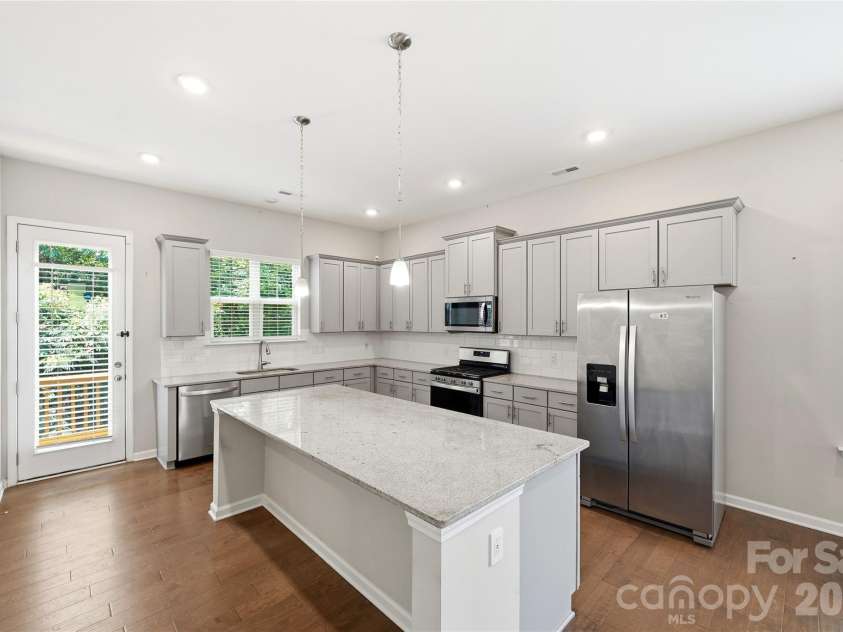 9524 Ainslie Downs Street, Charlotte, NC 28273.  MLS# CAR4396903, YatesRealty ID 37020. 