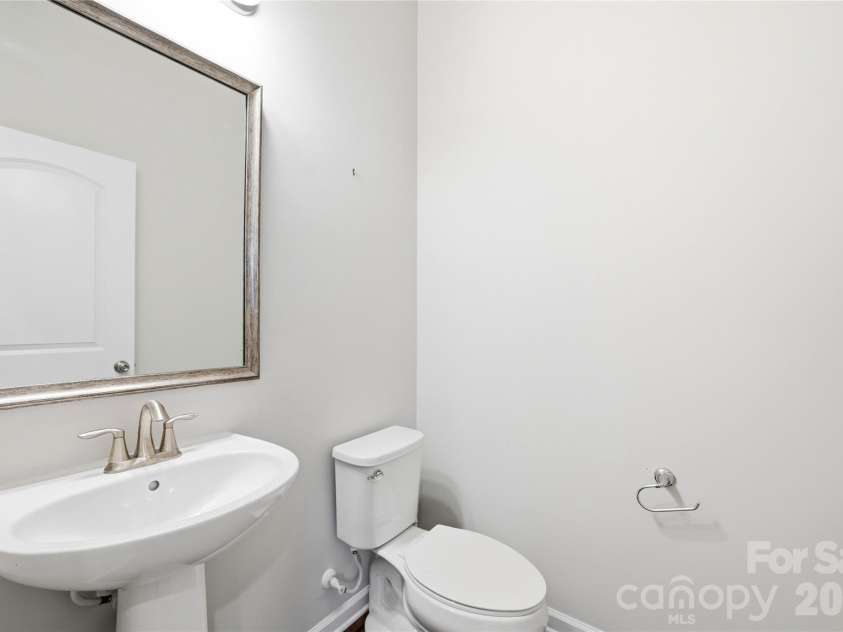 9524 Ainslie Downs Street, Charlotte, NC 28273.  MLS# CAR4396903, YatesRealty ID 37020. 