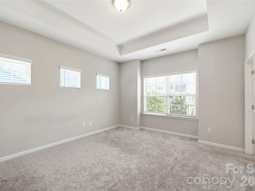 9524 Ainslie Downs Street, Charlotte, NC 28273.  MLS# CAR4396903, YatesRealty ID 37020. 