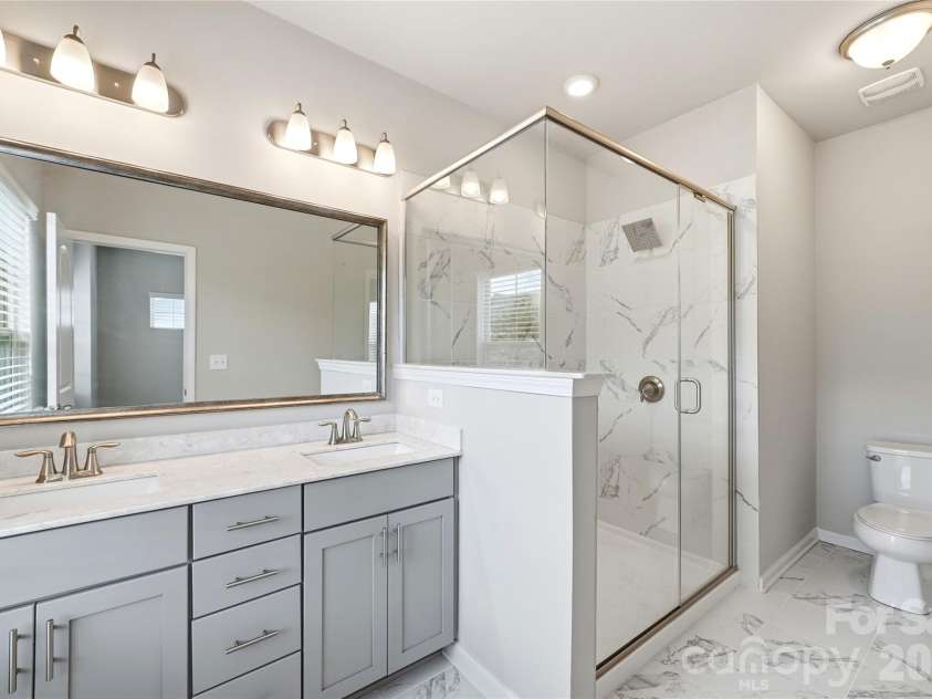 9524 Ainslie Downs Street, Charlotte, NC 28273.  MLS# CAR4396903, YatesRealty ID 37020. 