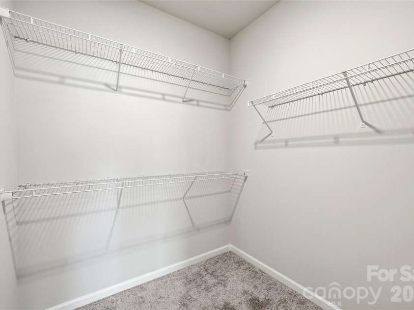 9524 Ainslie Downs Street, Charlotte, NC 28273.  MLS# CAR4396903, YatesRealty ID 37020. 