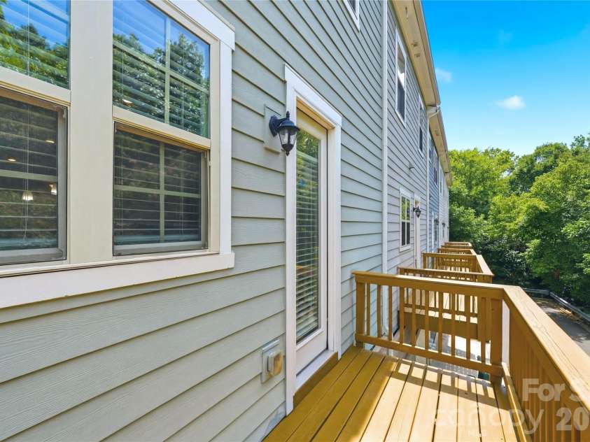 9524 Ainslie Downs Street, Charlotte, NC 28273.  MLS# CAR4396903, YatesRealty ID 37020. 