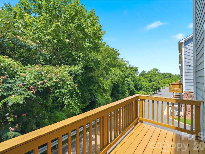9524 Ainslie Downs Street, Charlotte, NC 28273.  MLS# CAR4396903, YatesRealty ID 37020. 