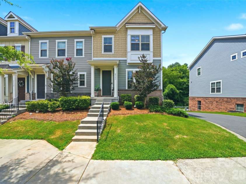 9524 Ainslie Downs Street, Charlotte, NC 28273.  MLS# CAR4396903, YatesRealty ID 37020. 