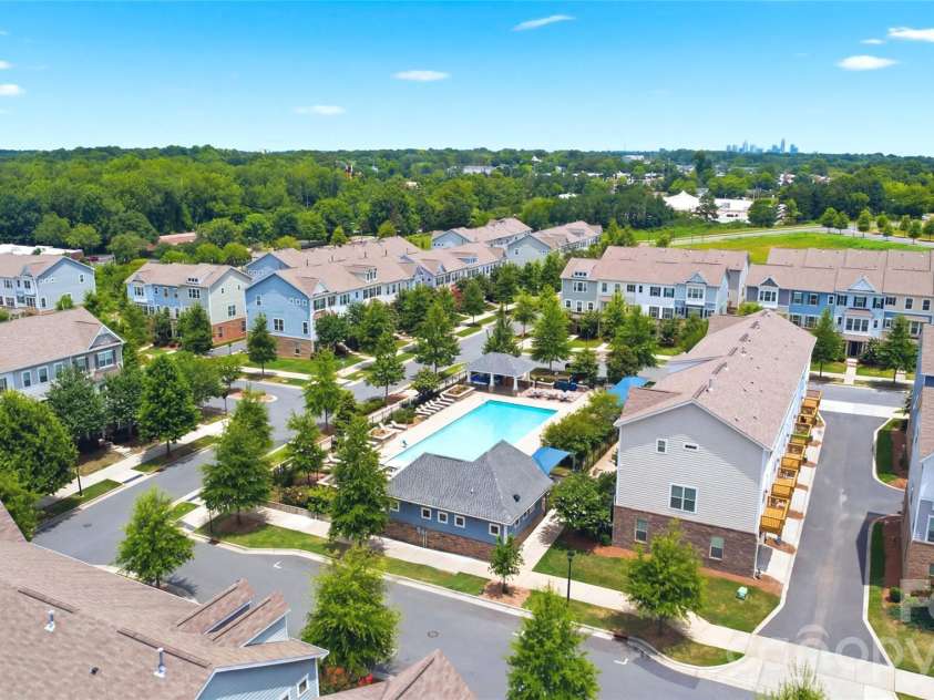 9524 Ainslie Downs Street, Charlotte, NC 28273.  MLS# CAR4396903, YatesRealty ID 37020. 