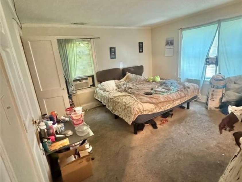 1028 Karendale Avenue, Charlotte, NC 28208.  MLS# CAR4397545, YatesRealty ID 37021. 