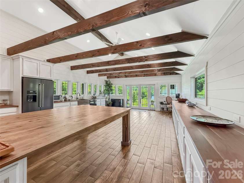 419 Fletcher Branch Road, Vilas, NC 28692.  MLS# CAR4403779, YatesRealty ID 37022. 