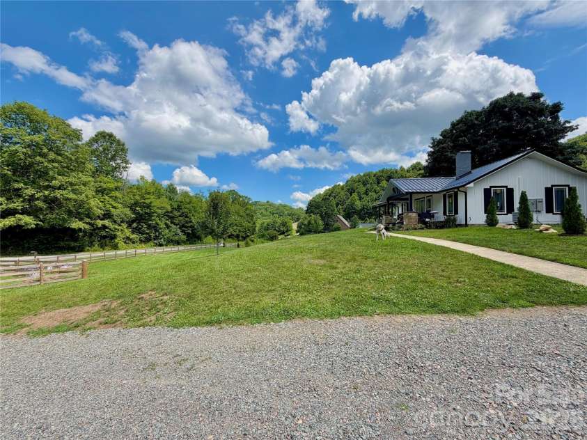 419 Fletcher Branch Road, Vilas, NC 28692.  MLS# CAR4403779, YatesRealty ID 37022. 