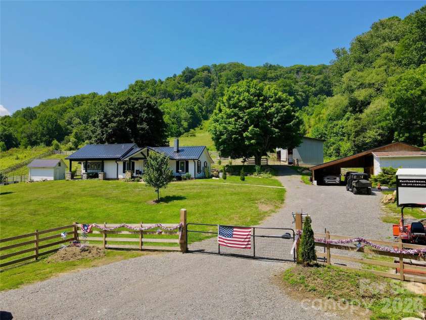 419 Fletcher Branch Road, Vilas, NC 28692.  MLS# CAR4403779, YatesRealty ID 37022. 