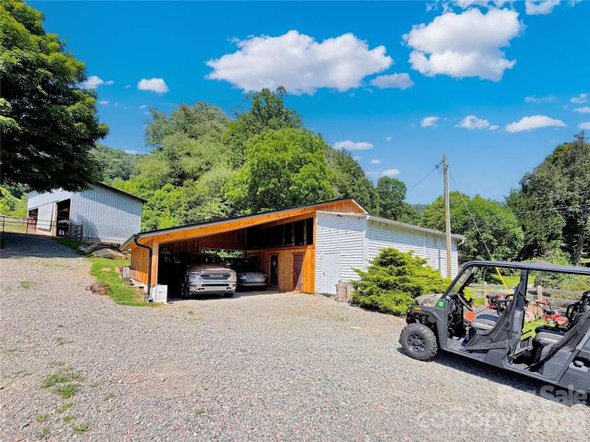 419 Fletcher Branch Road, Vilas, NC 28692.  MLS# CAR4403779, YatesRealty ID 37022. 
