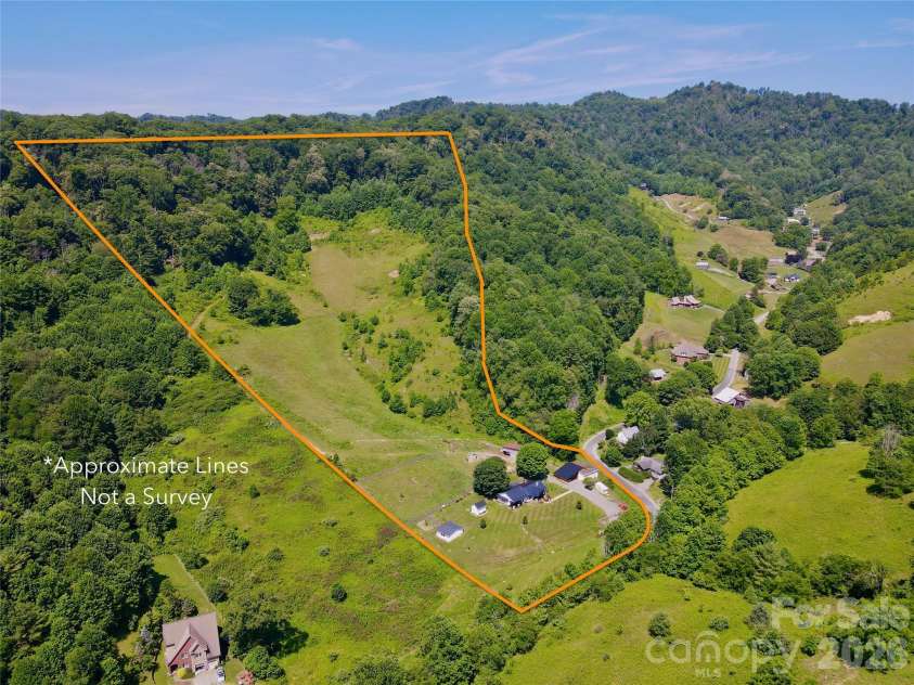 419 Fletcher Branch Road, Vilas, NC 28692.  MLS# CAR4403779, YatesRealty ID 37022. 