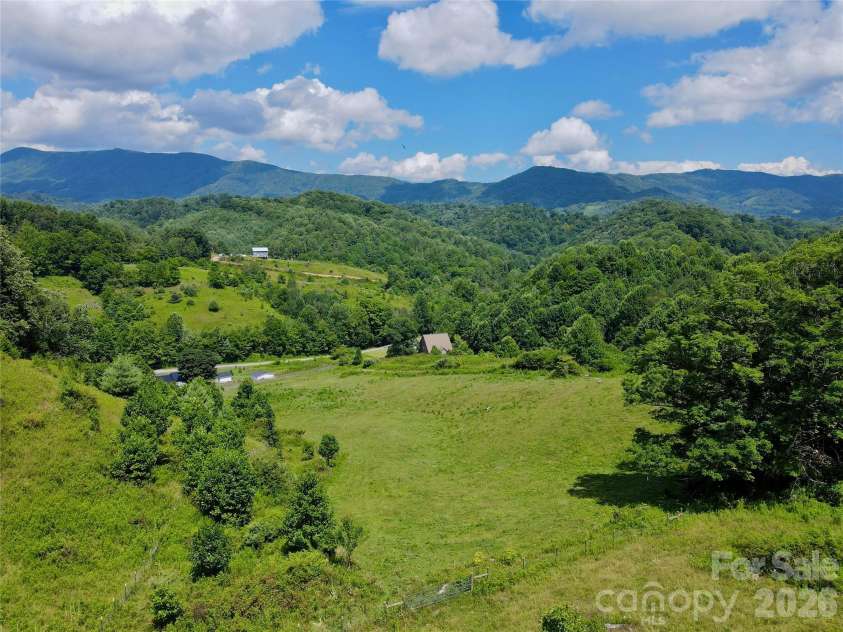 419 Fletcher Branch Road, Vilas, NC 28692.  MLS# CAR4403779, YatesRealty ID 37022. 